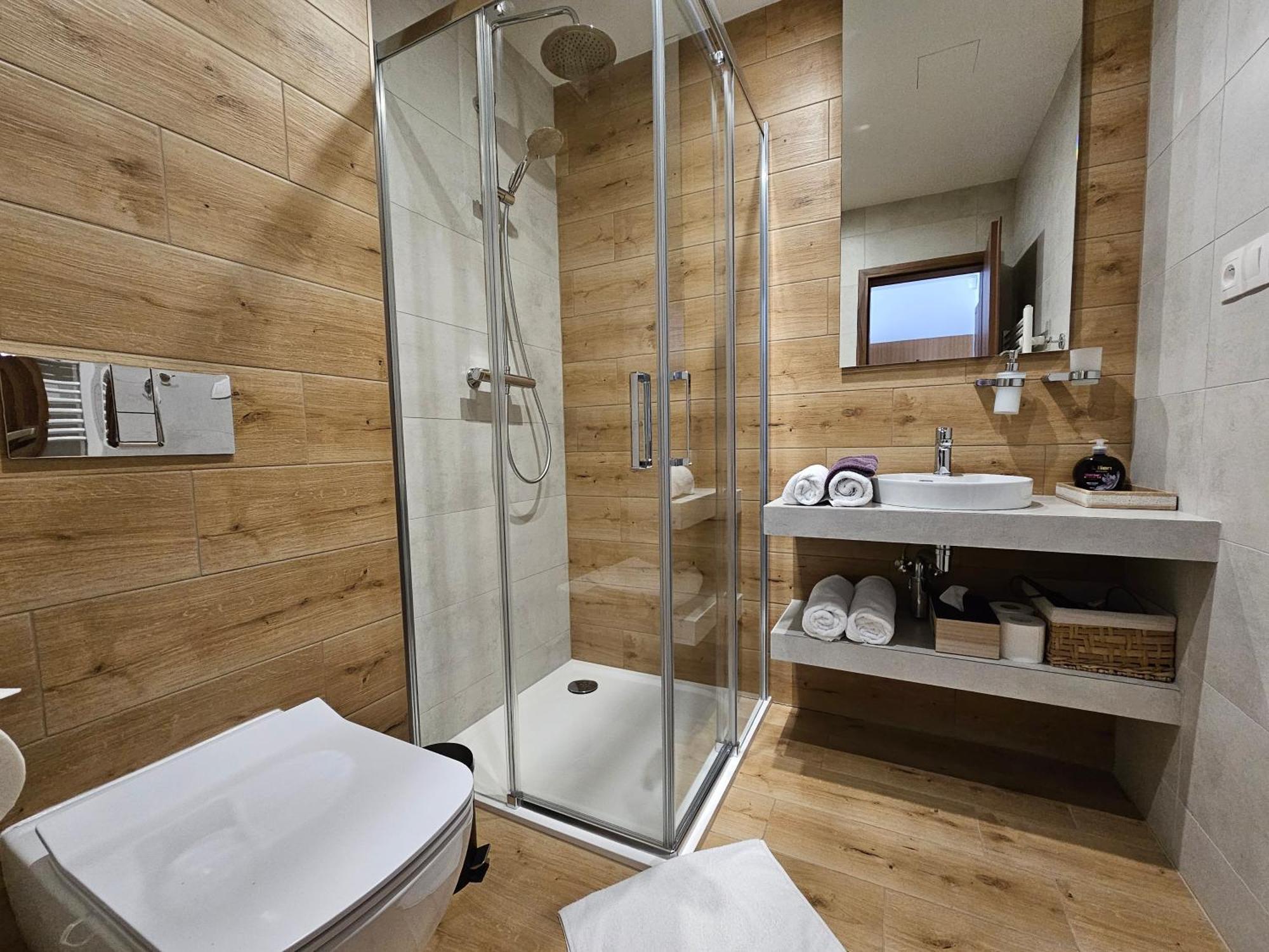 BudinSKI Apartmány&Wellness Lipótszentmiklós Kültér fotó
